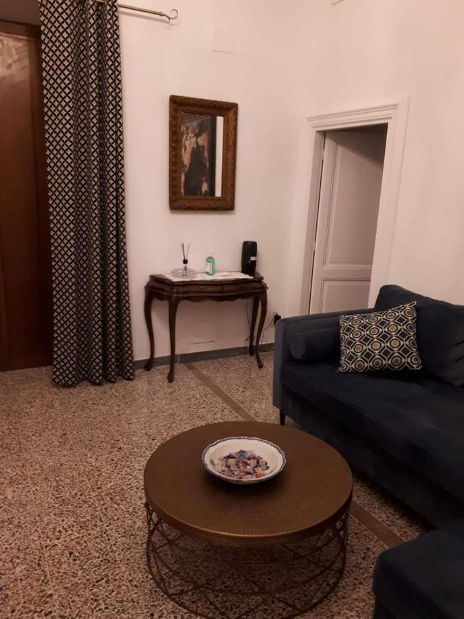 La Casa Sotto Il Castello Apartment Bracciano  Exterior photo
